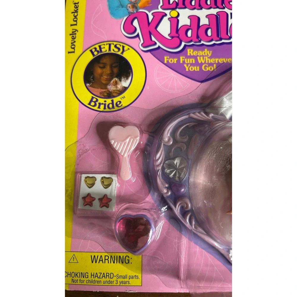 Rare Tyco Liddle Kiddles Betsy Bride Doll Lovely Locket AA 1994 Pink Plastic New